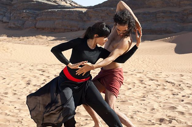 Афшин Гаффариан , Танцующий в пустыне, фильм о танцах